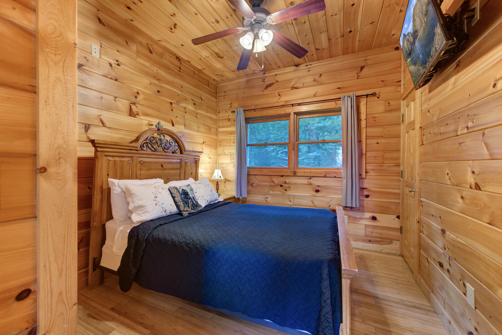 Beverly's Bearadise (4) | Photo 19