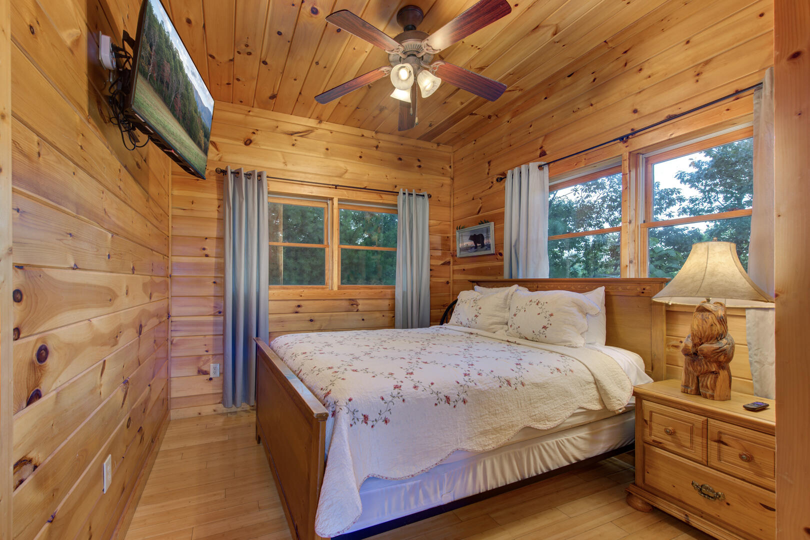 Beverly's Bearadise (4) | Photo 17