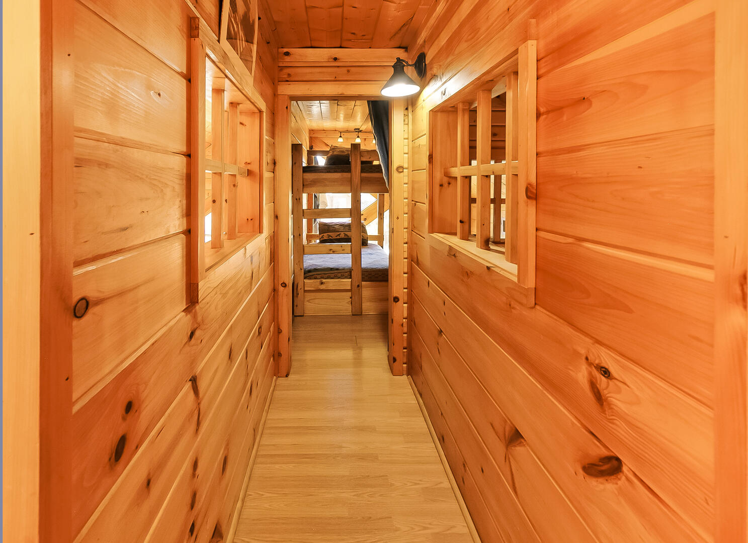 Center of Attention | Photo 181