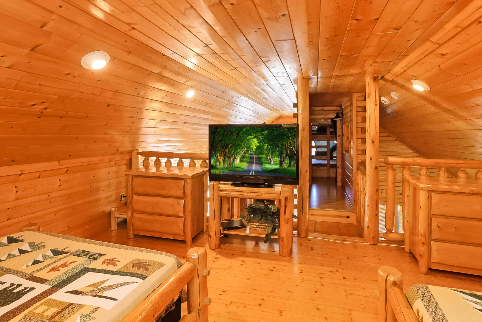 Center of Attention | Photo 183