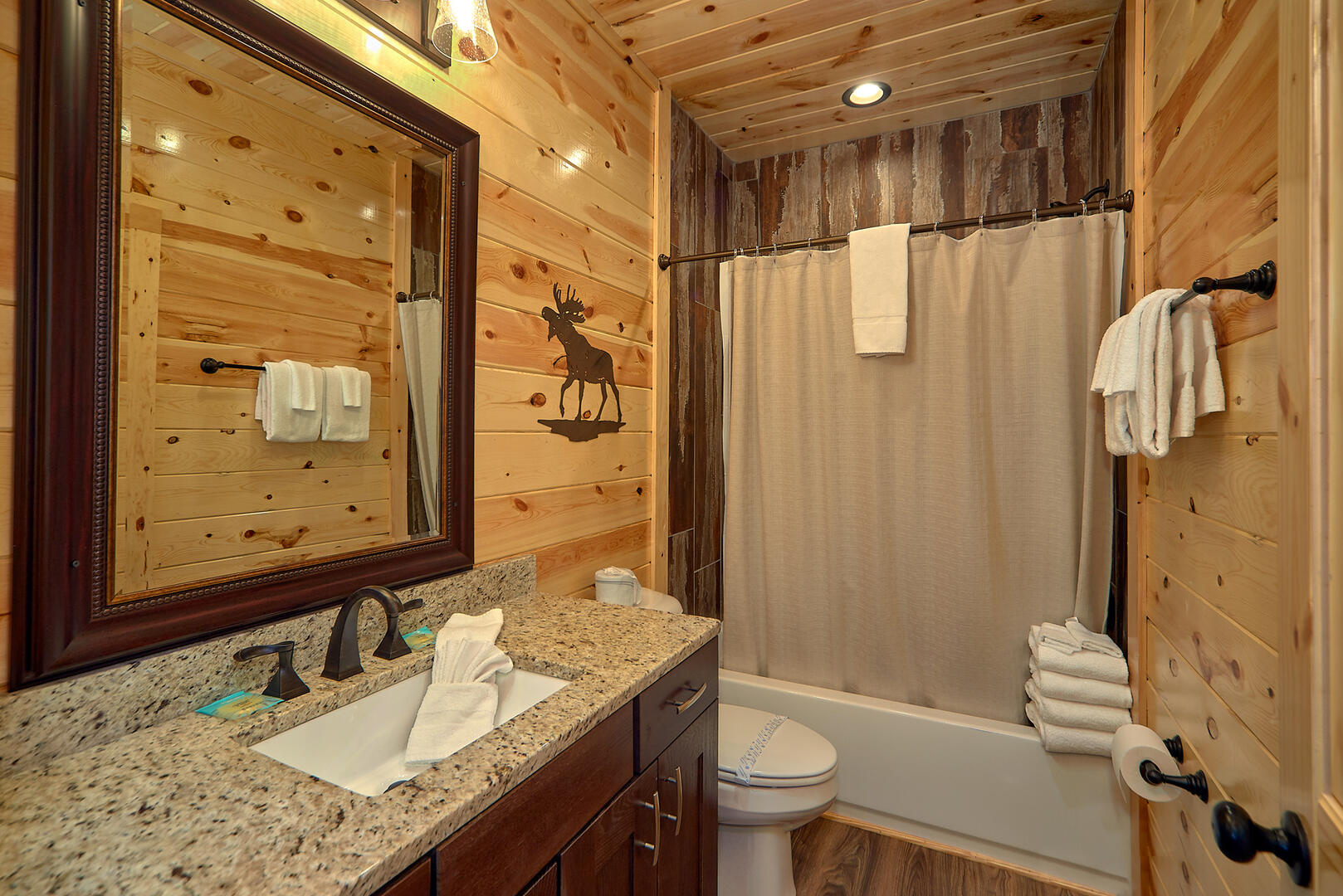 Swimmin' Hole Lodge | Photo 280