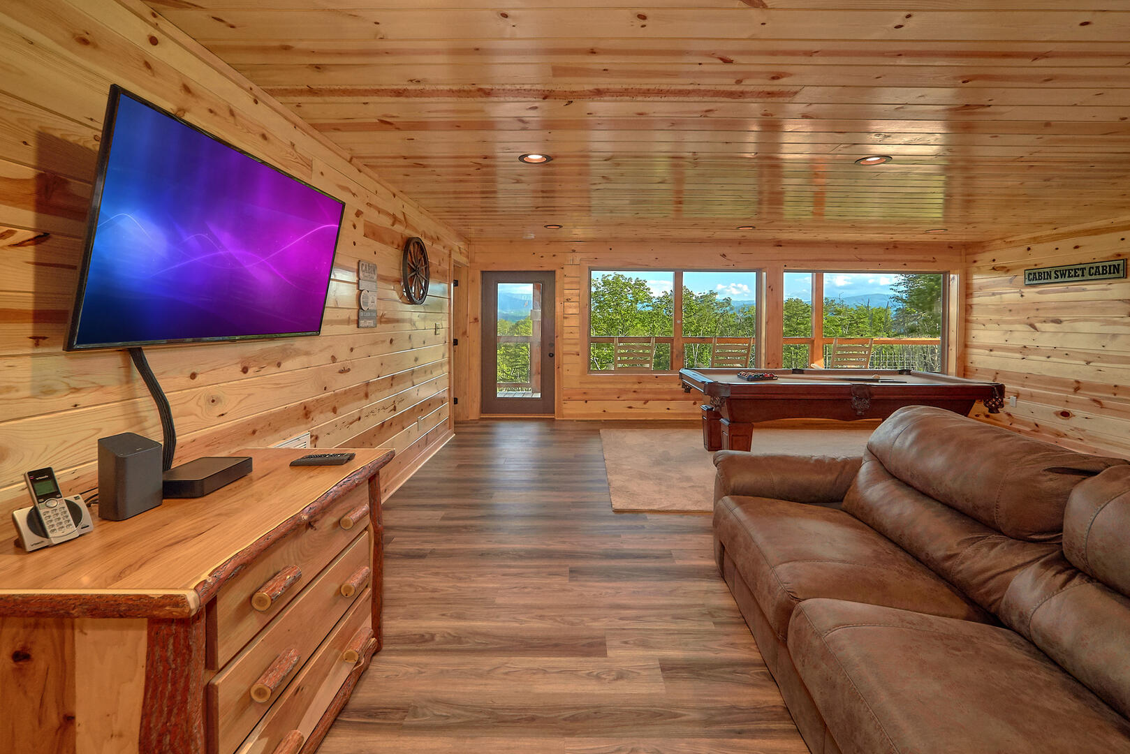 Swimmin' Hole Lodge | Photo 260