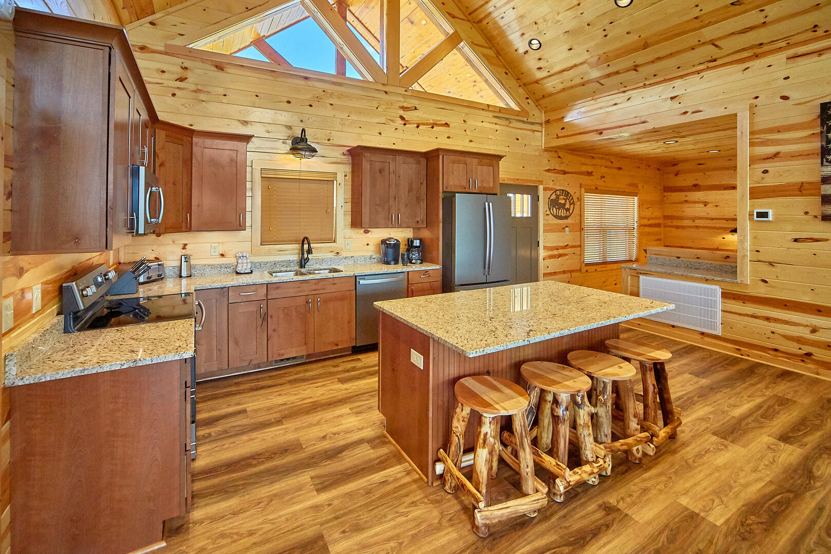 Swimmin' Hole Lodge | Photo 40