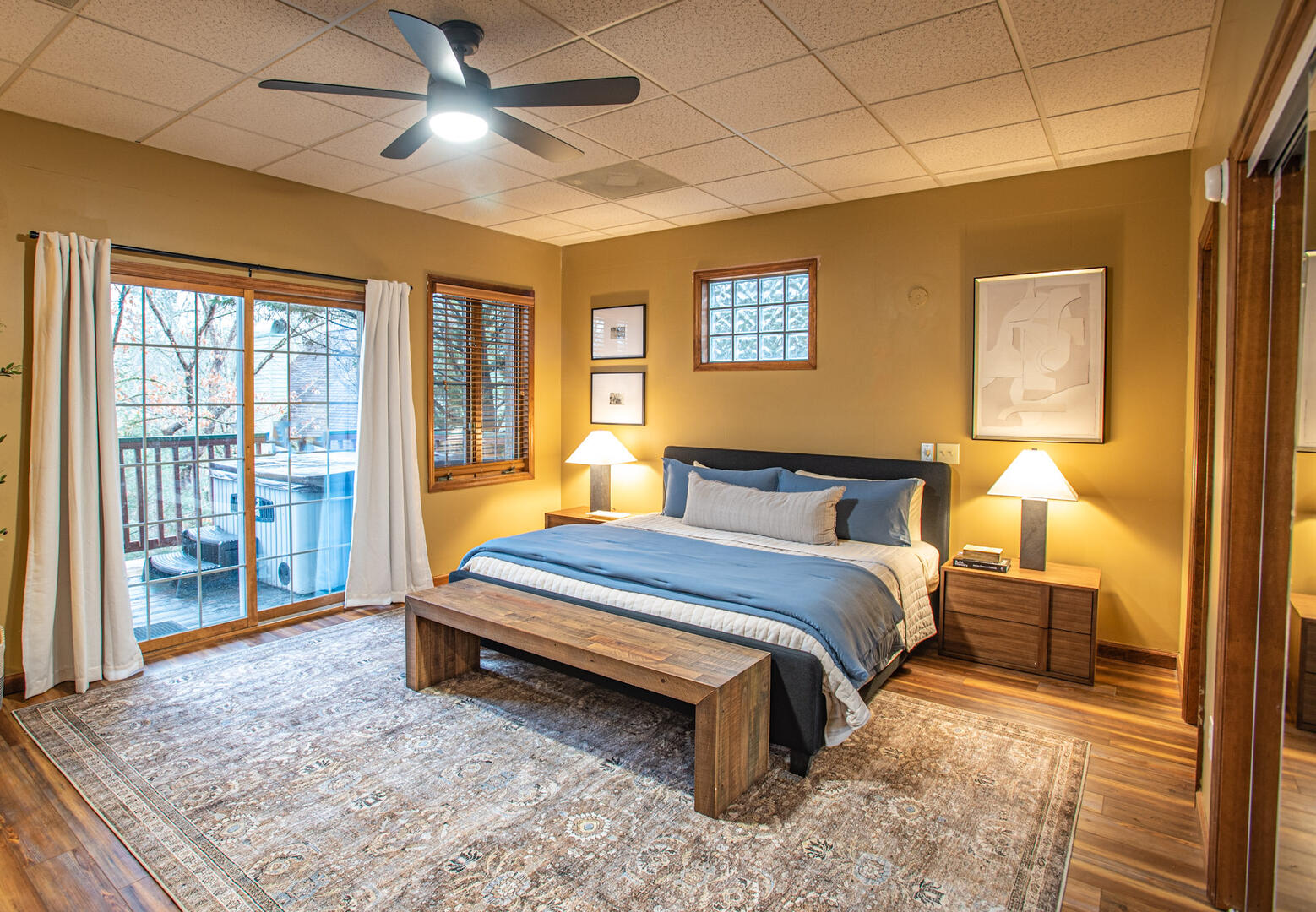 Ain't Misbehavin' | Photo 250