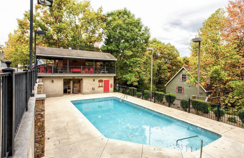 Ain't Misbehavin' | Photo 550