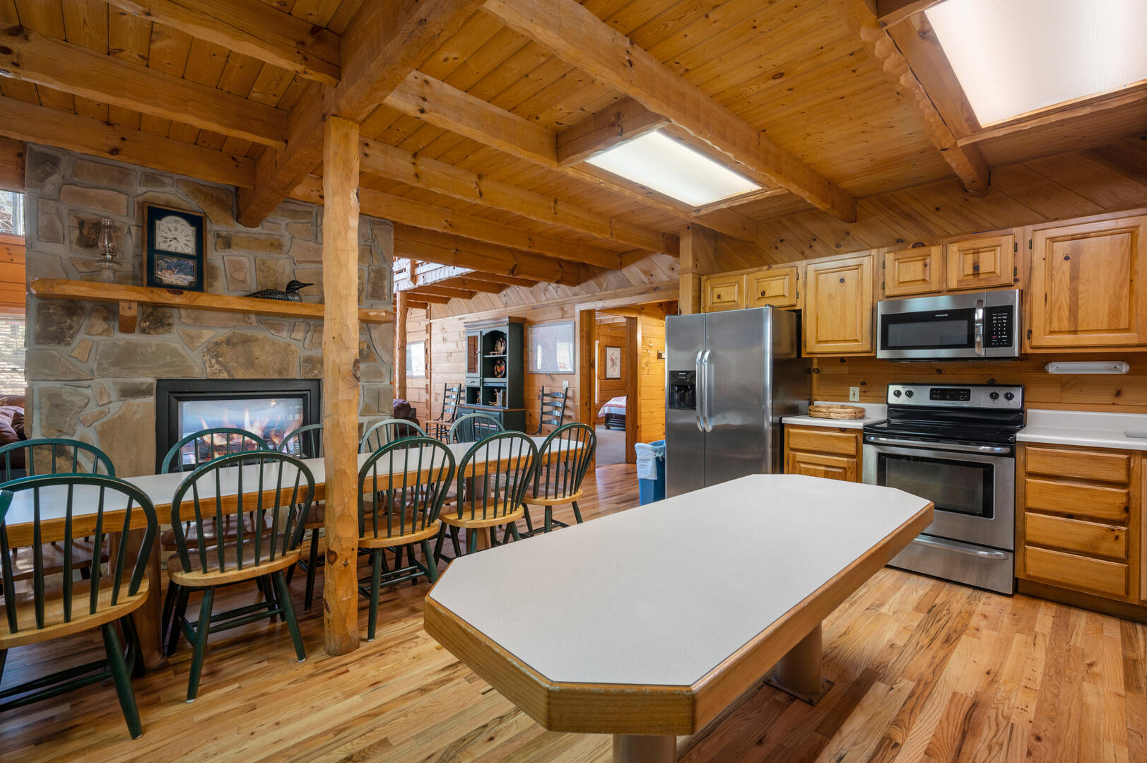 Country Pines Lodge | Photo 143