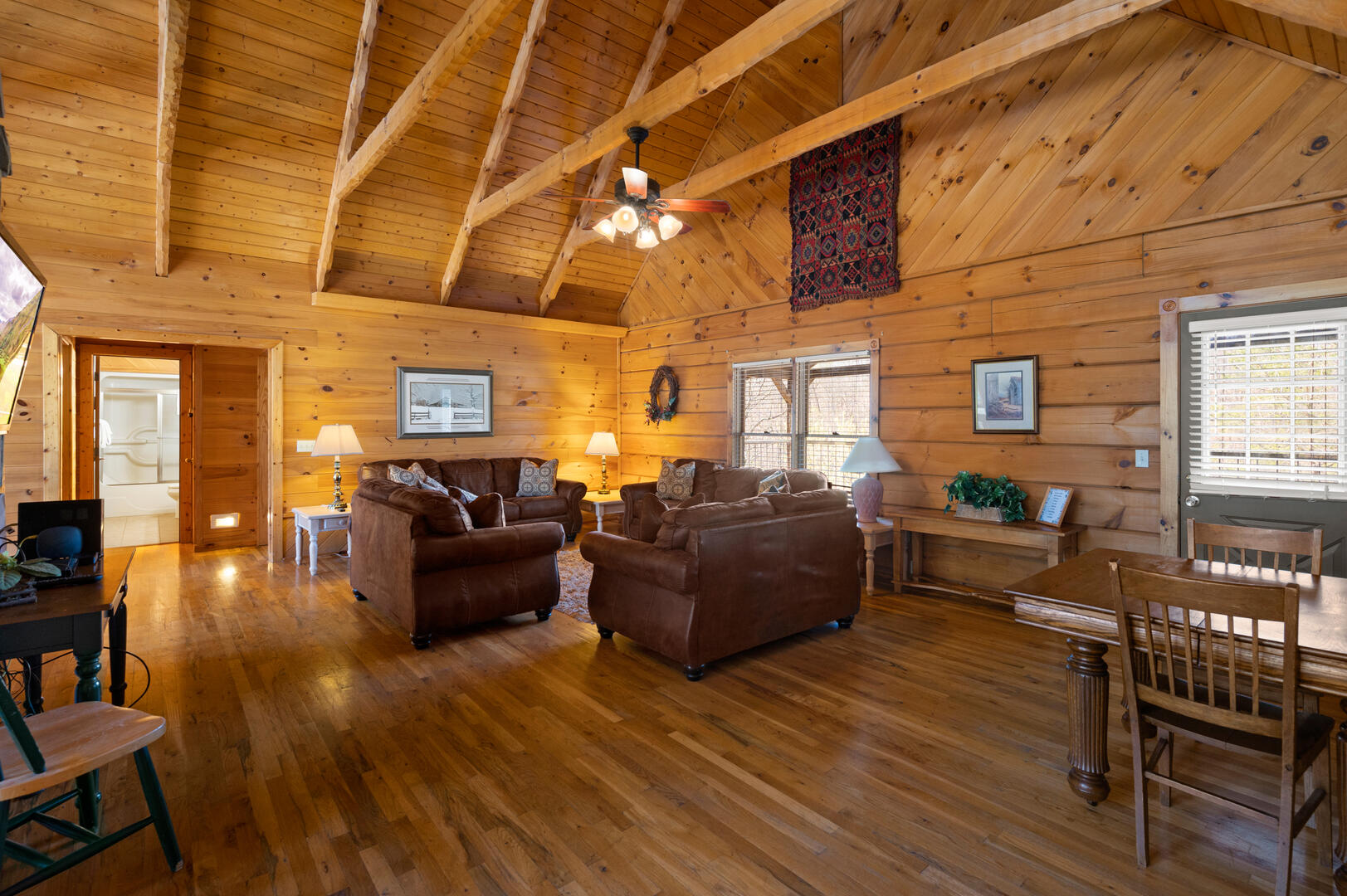 Country Pines Lodge | Photo 510