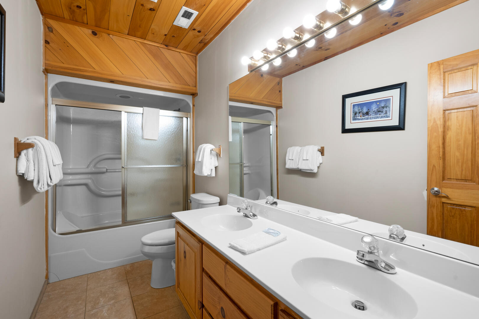 Country Pines Lodge | Photo 480