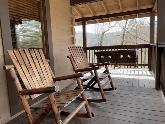 Cuddle Up | Photo 510