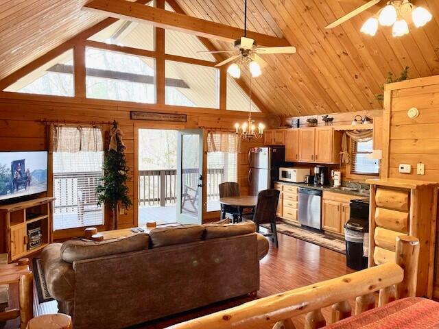 Cuddle Up | Photo 55