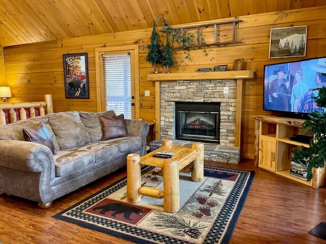 Cuddle Up | Photo 65