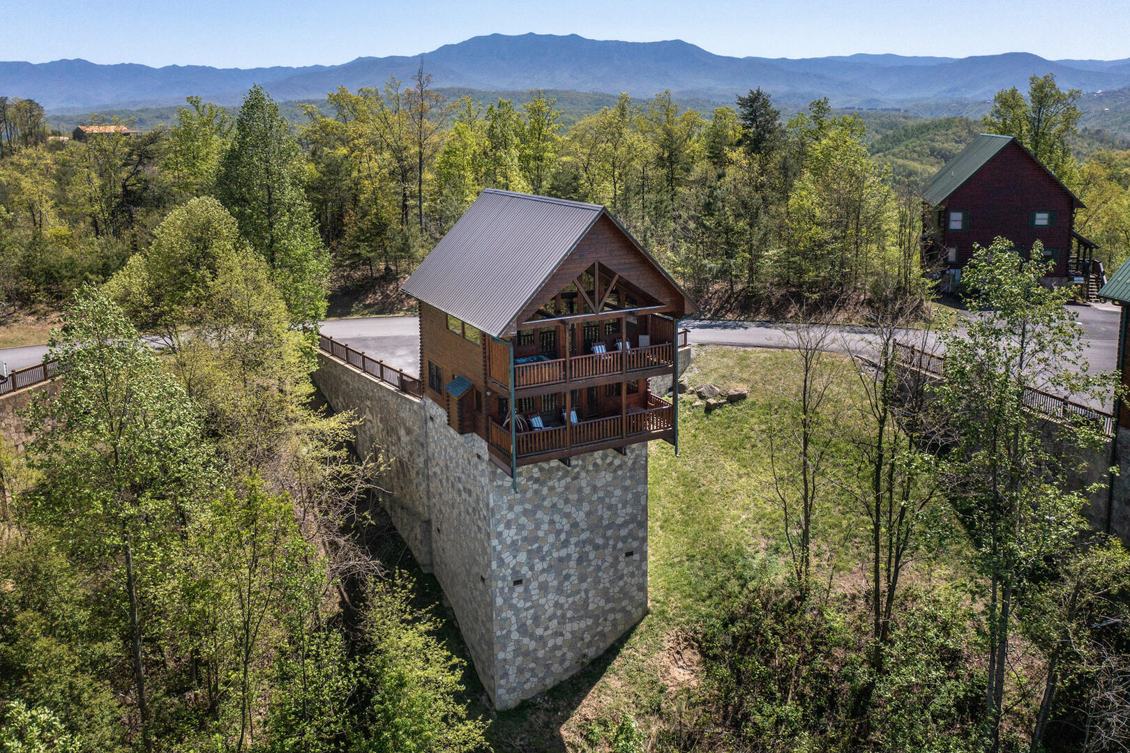 A Smoky Mountain Hide-A-Way | Photo 23