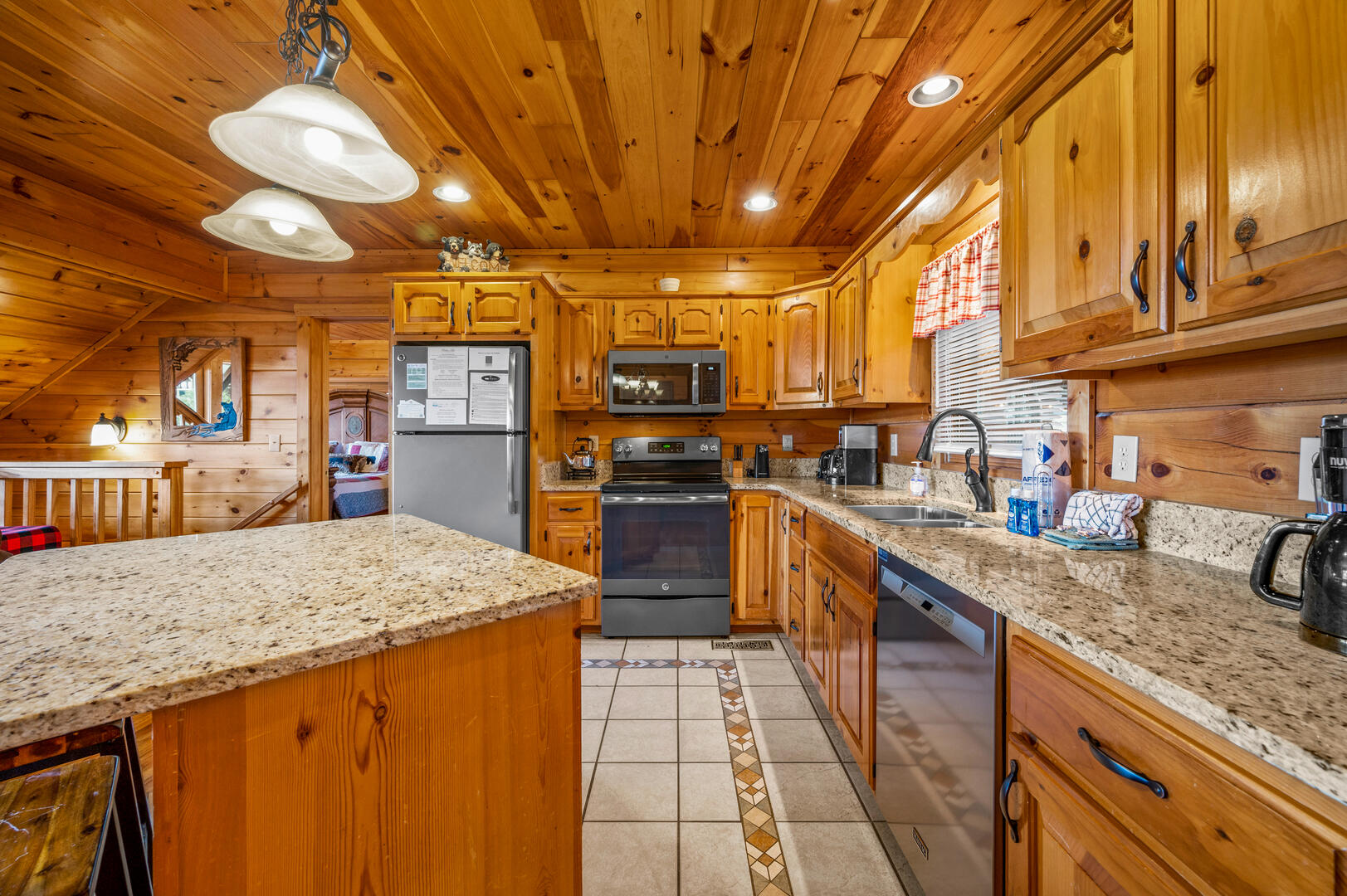 Lookout Lodge | Photo 13