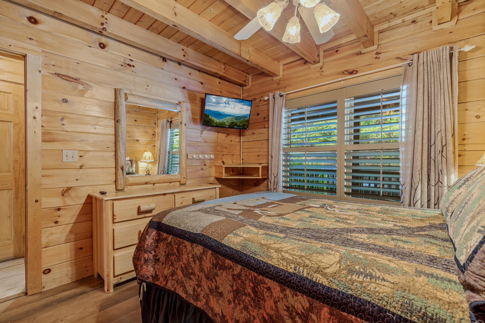 Mountain Charm | Photo 220