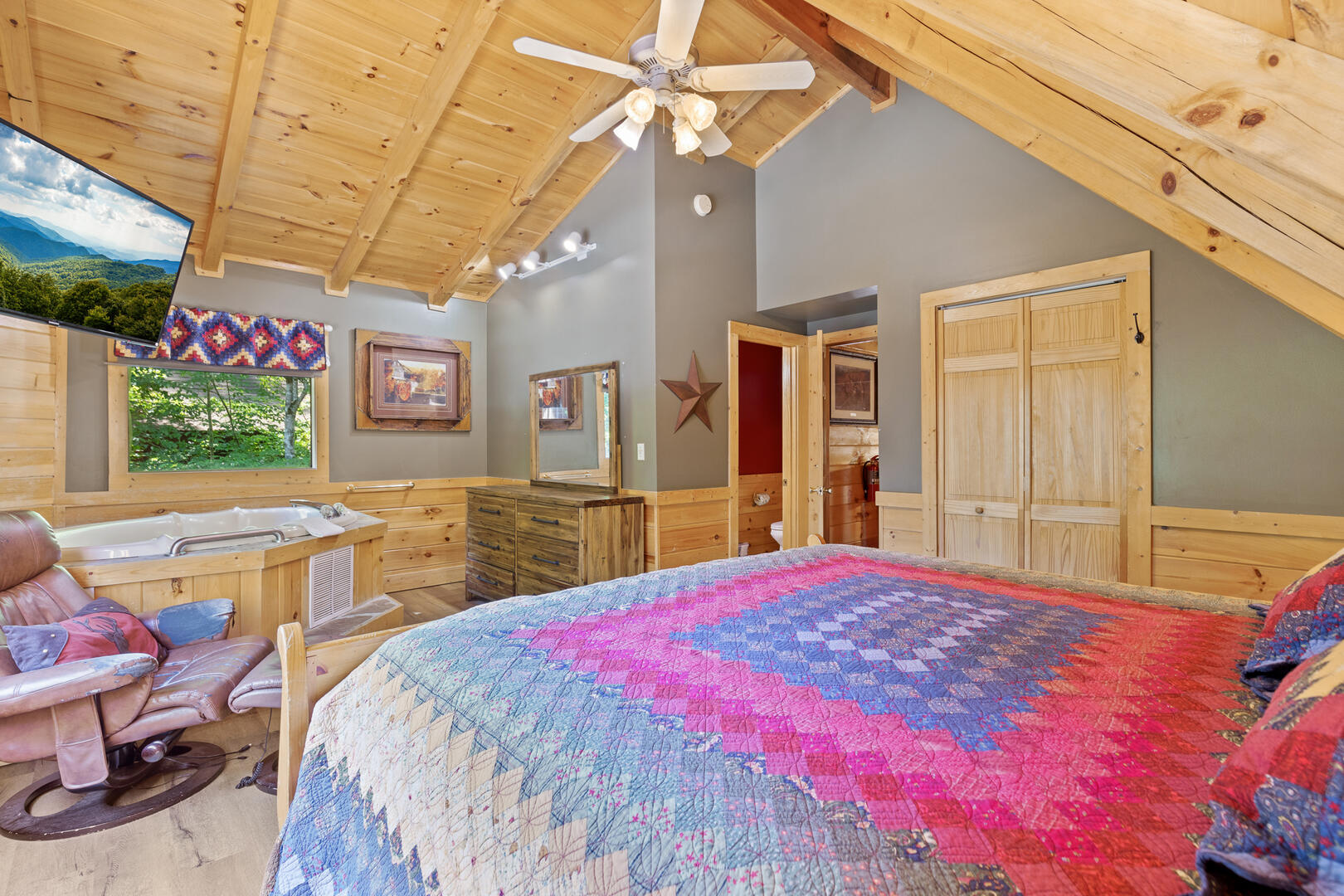 Mountain Charm | Photo 270