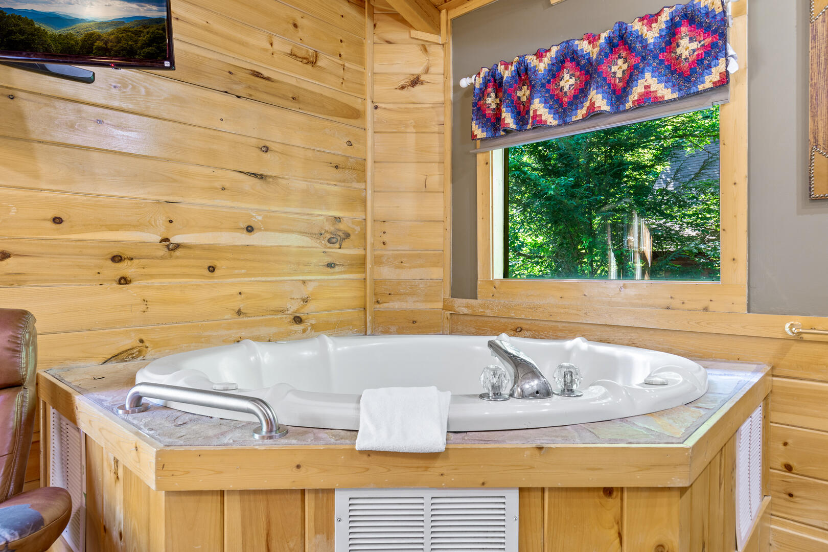 Mountain Charm | Photo 280