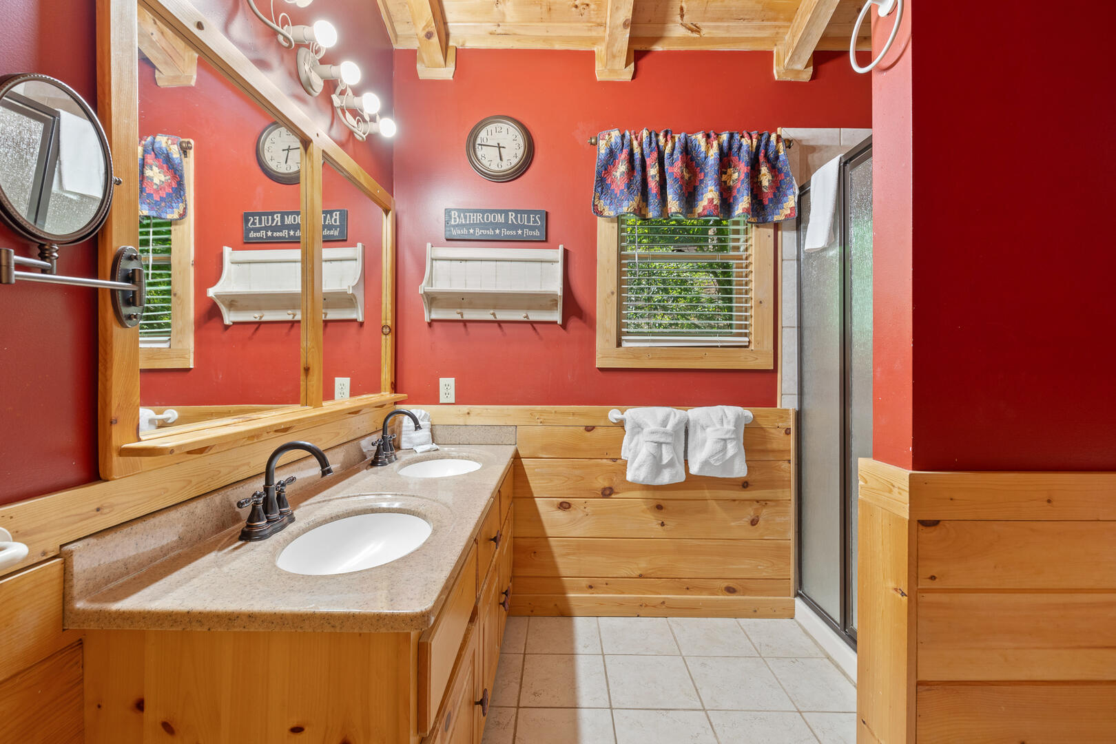 Mountain Charm | Photo 30