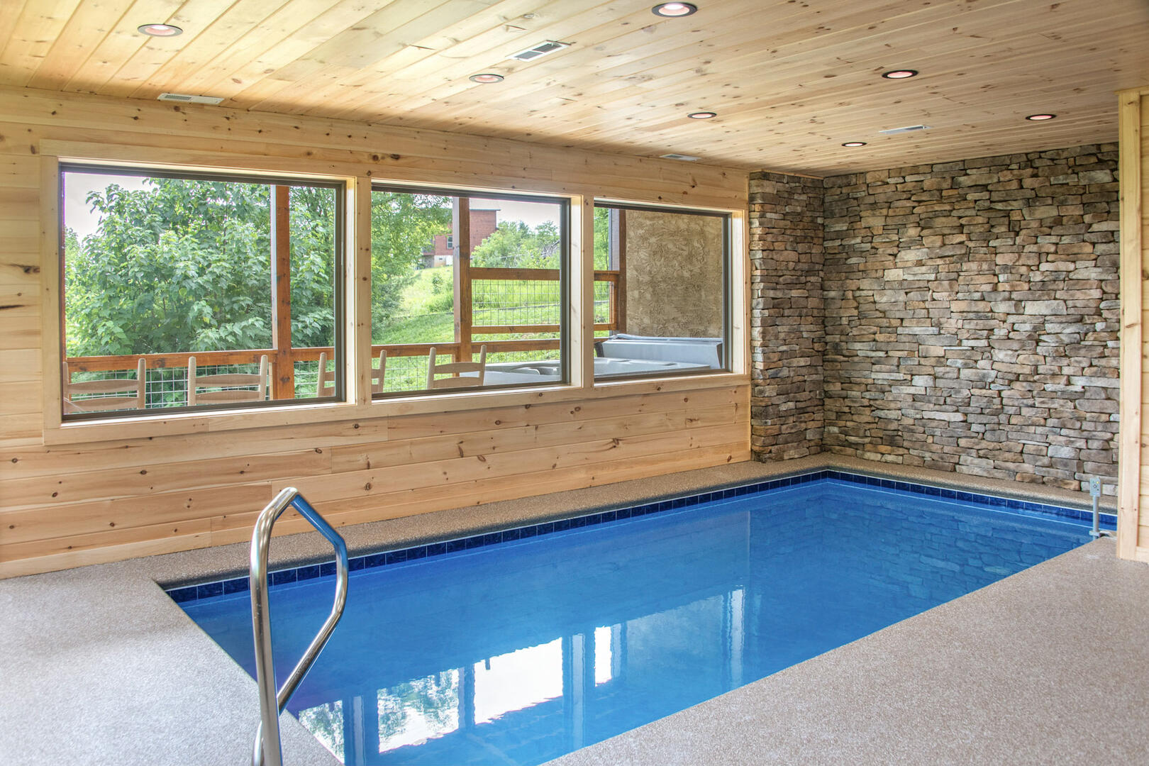 Jump on Inn | Photo 195