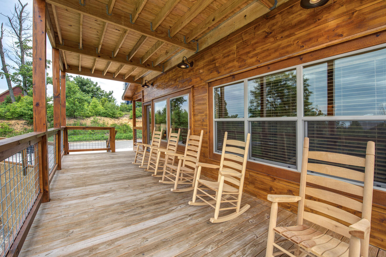 Jump on Inn | Photo 240