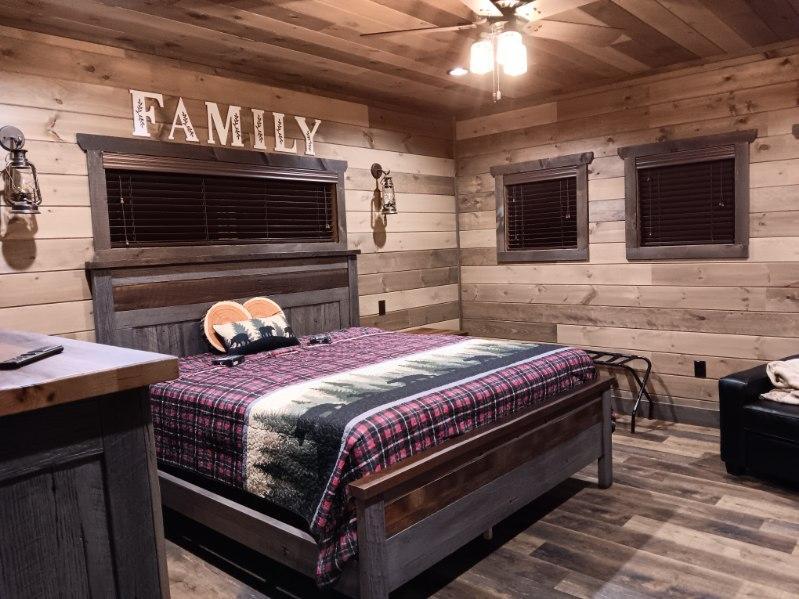 Coal Camp Lodge | Photo 155