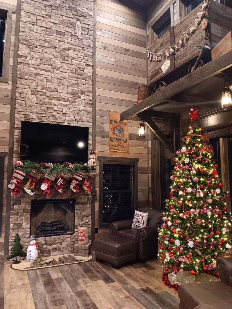 Coal Camp Lodge | Photo 1120