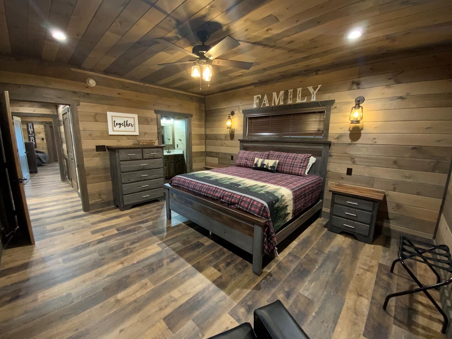 Coal Camp Lodge | Photo 159