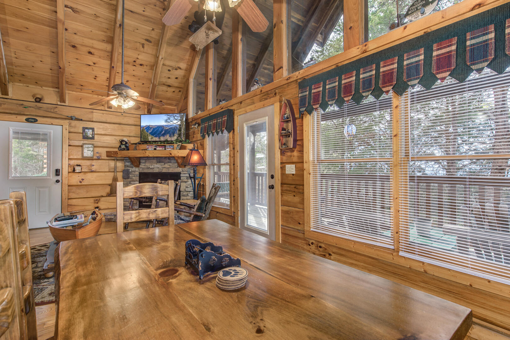 Catch Me If You Can | Photo 16