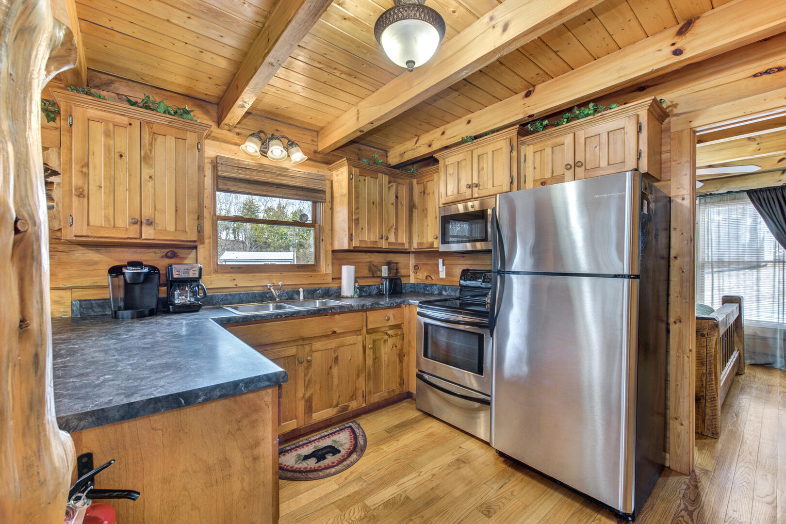 Catch Me If You Can | Photo 19