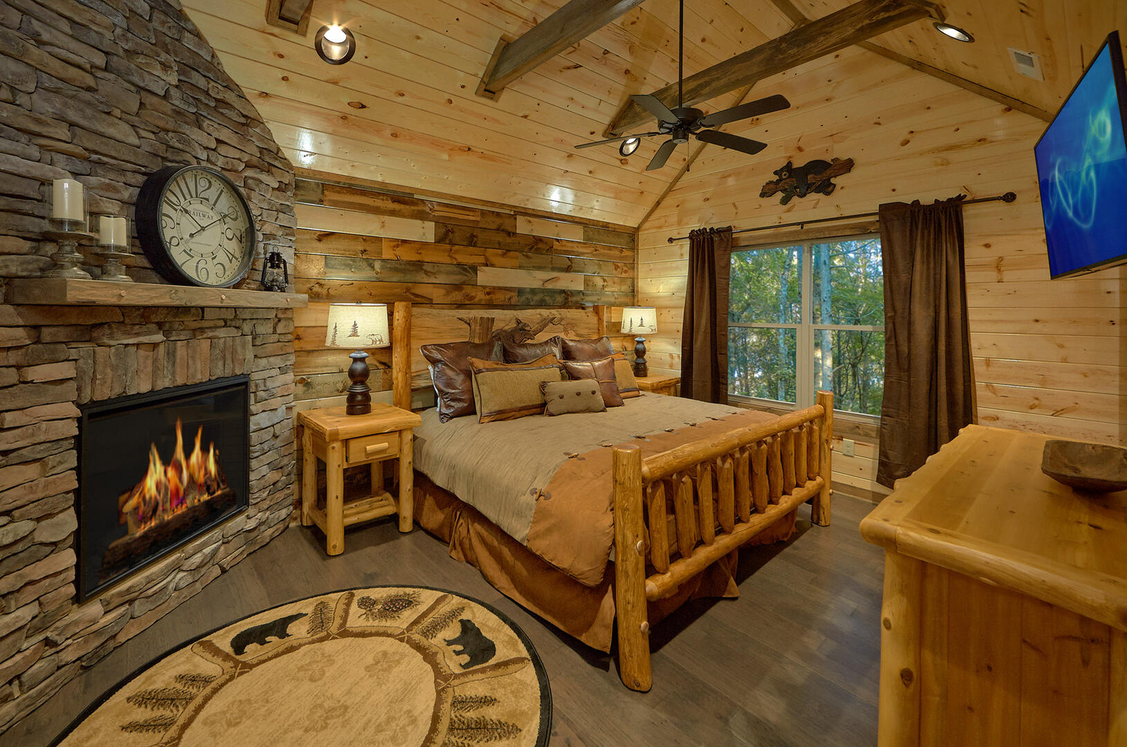 Livin' It Up | Photo 7