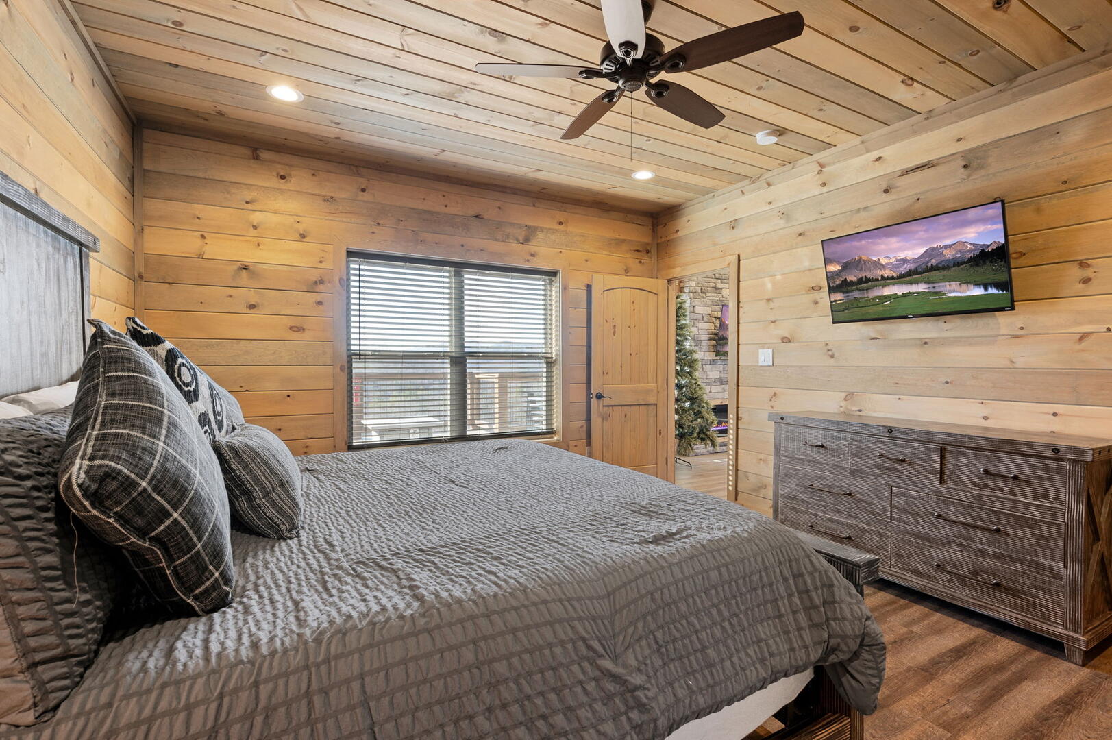 The Phoenix | Photo 43