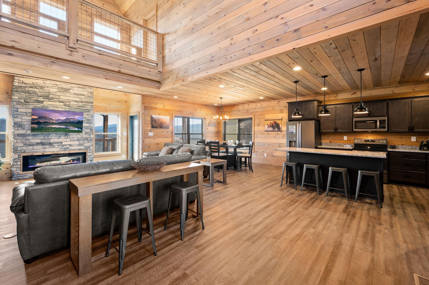 The Phoenix | Photo 12