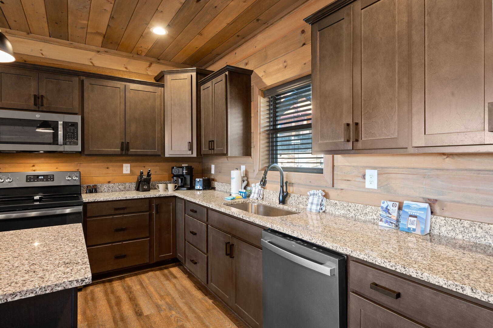 The Phoenix | Photo 15