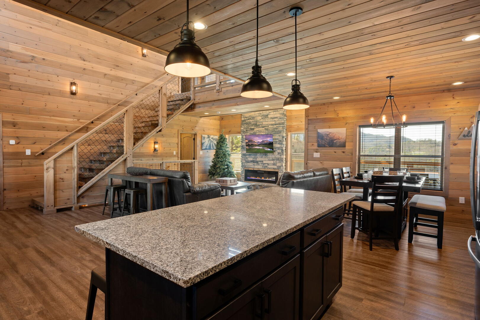 The Phoenix | Photo 9