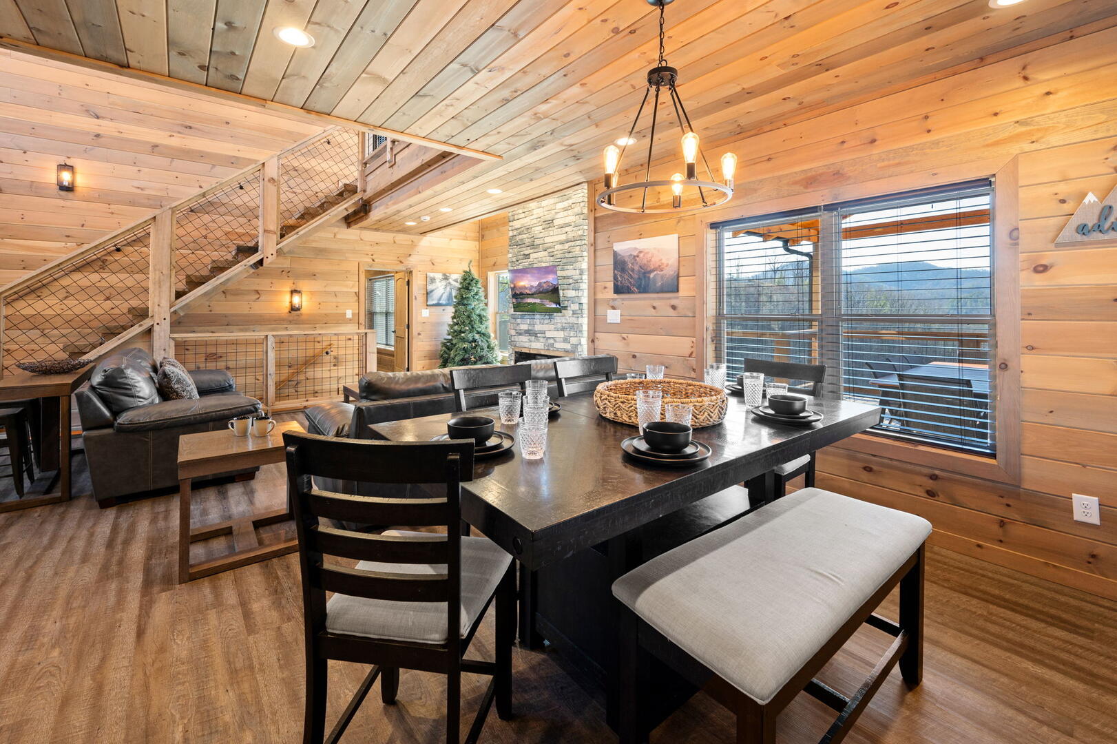 The Phoenix | Photo 16