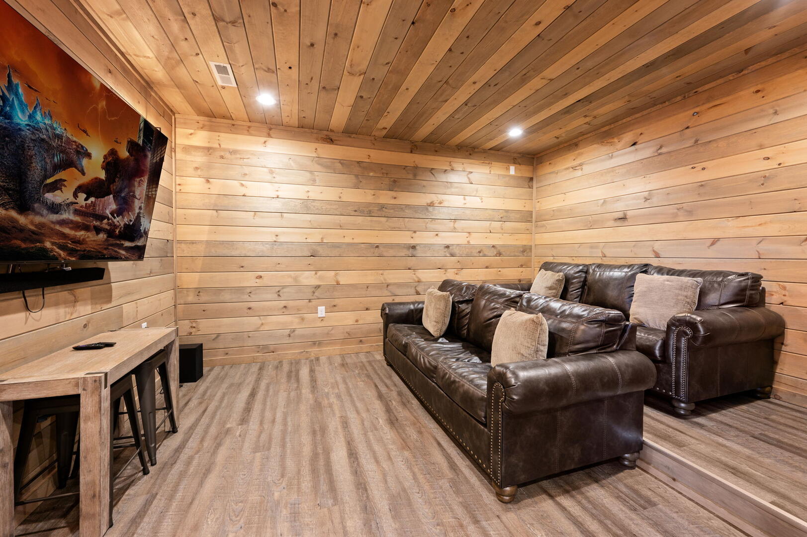 The Phoenix | Photo 30