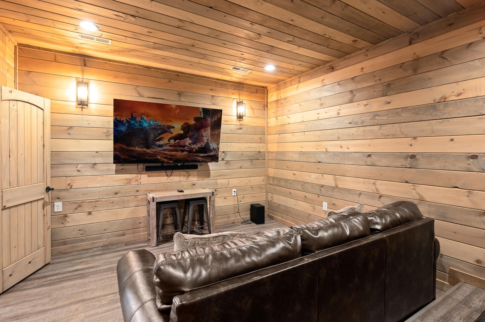 The Phoenix | Photo 31