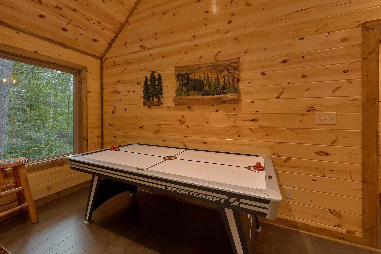 Adventure Lodge | Photo 19