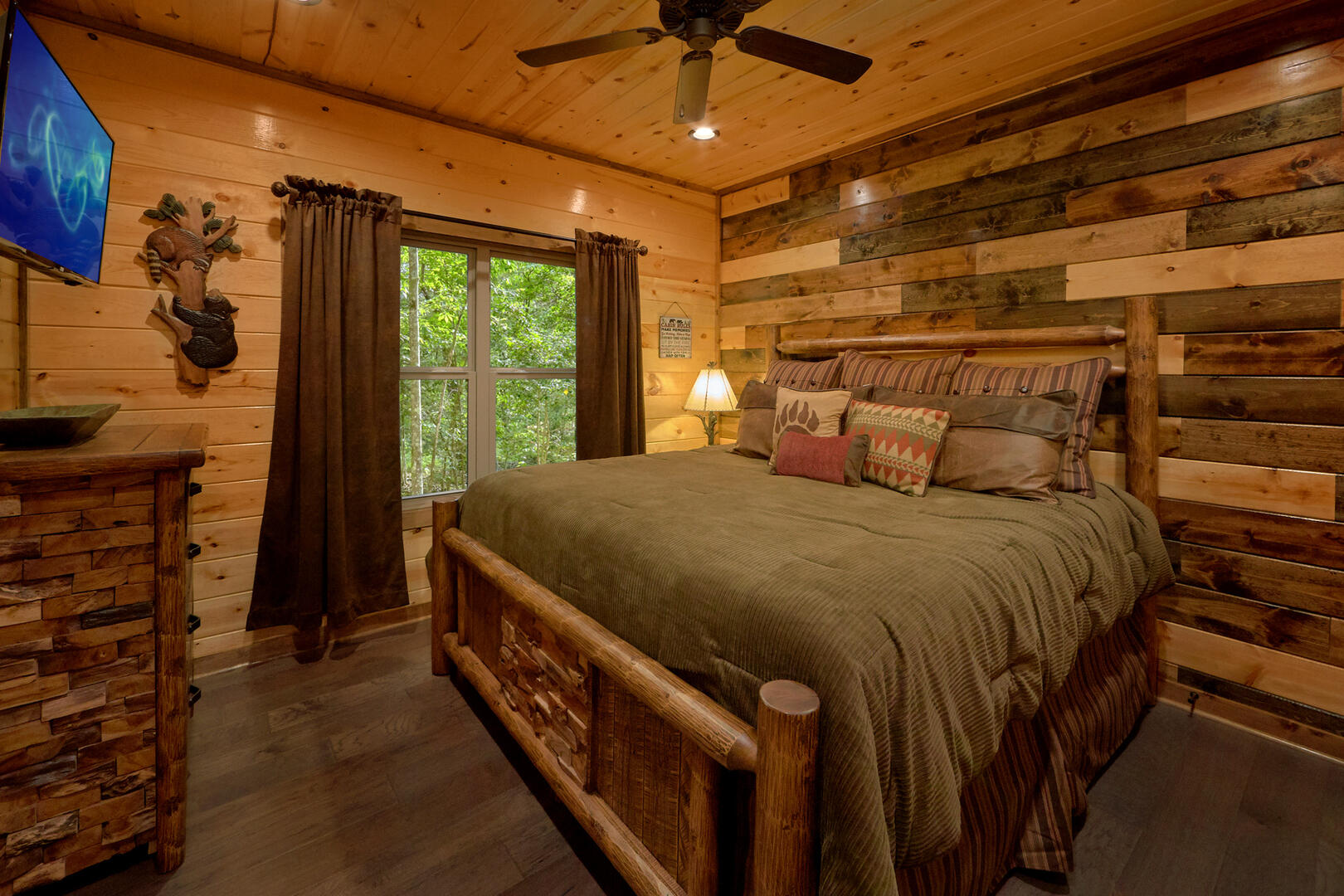 Adventure Lodge | Photo 8