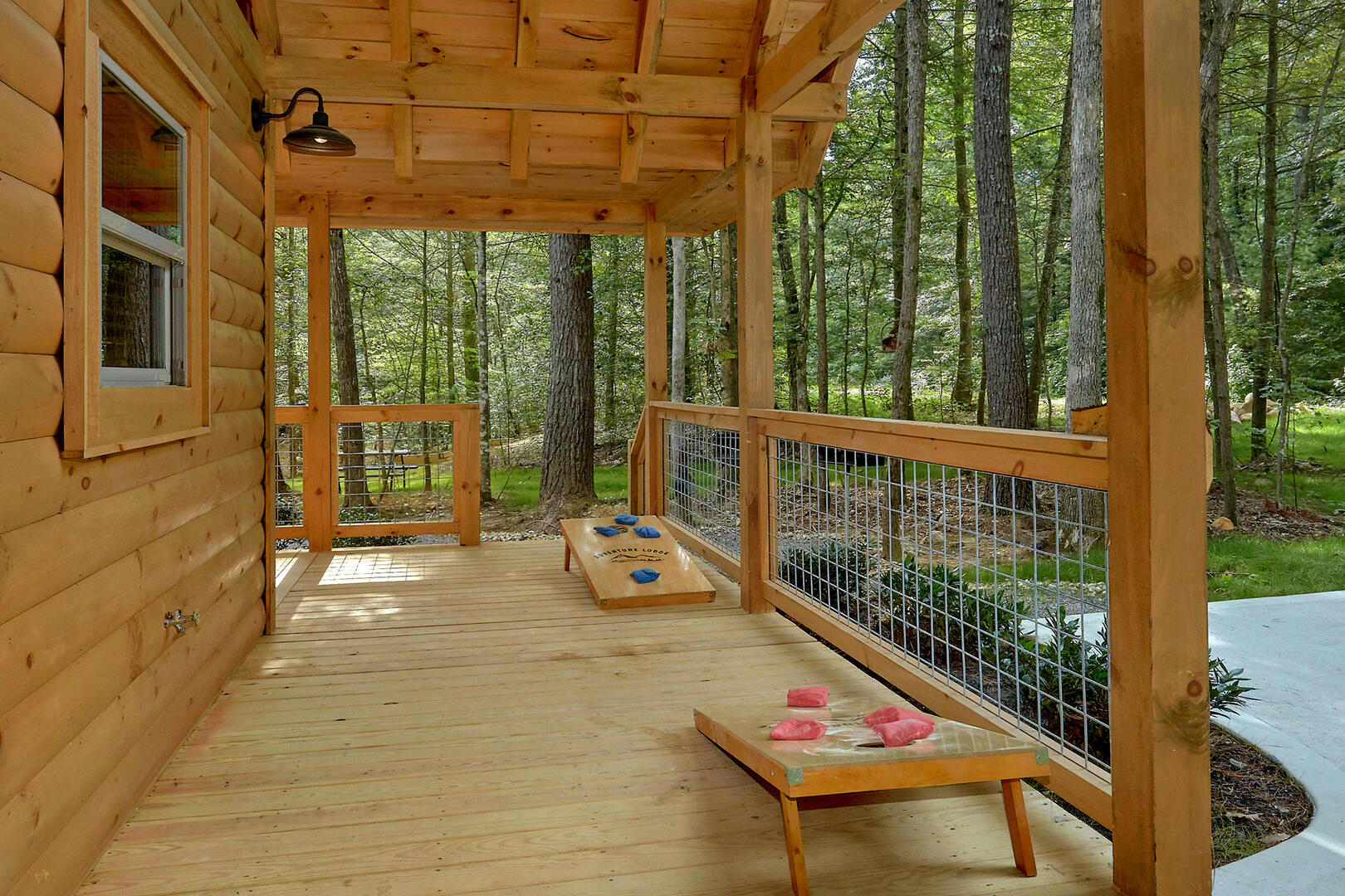 Adventure Lodge | Photo 37