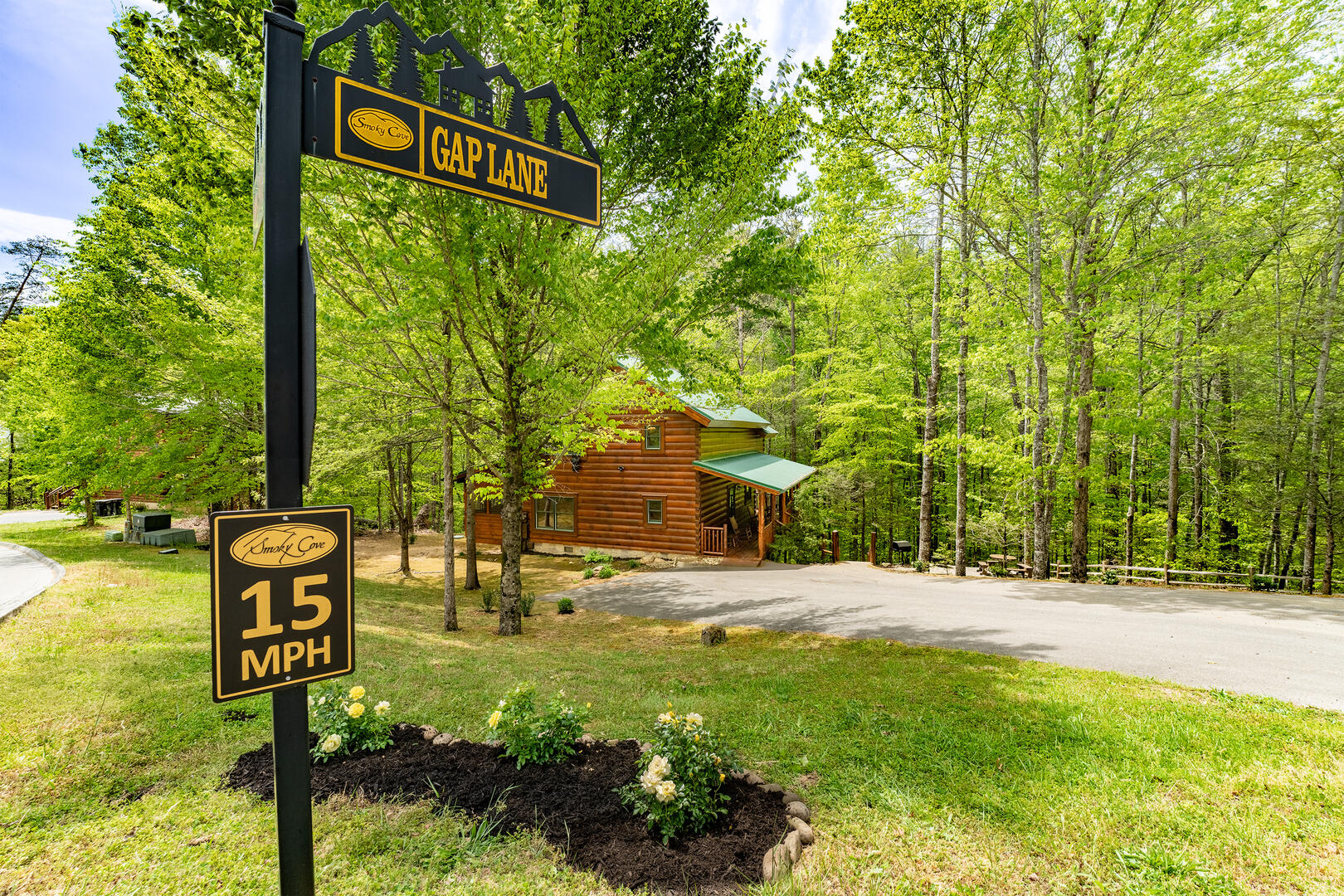 Smoky Bear Cabin | Photo 24