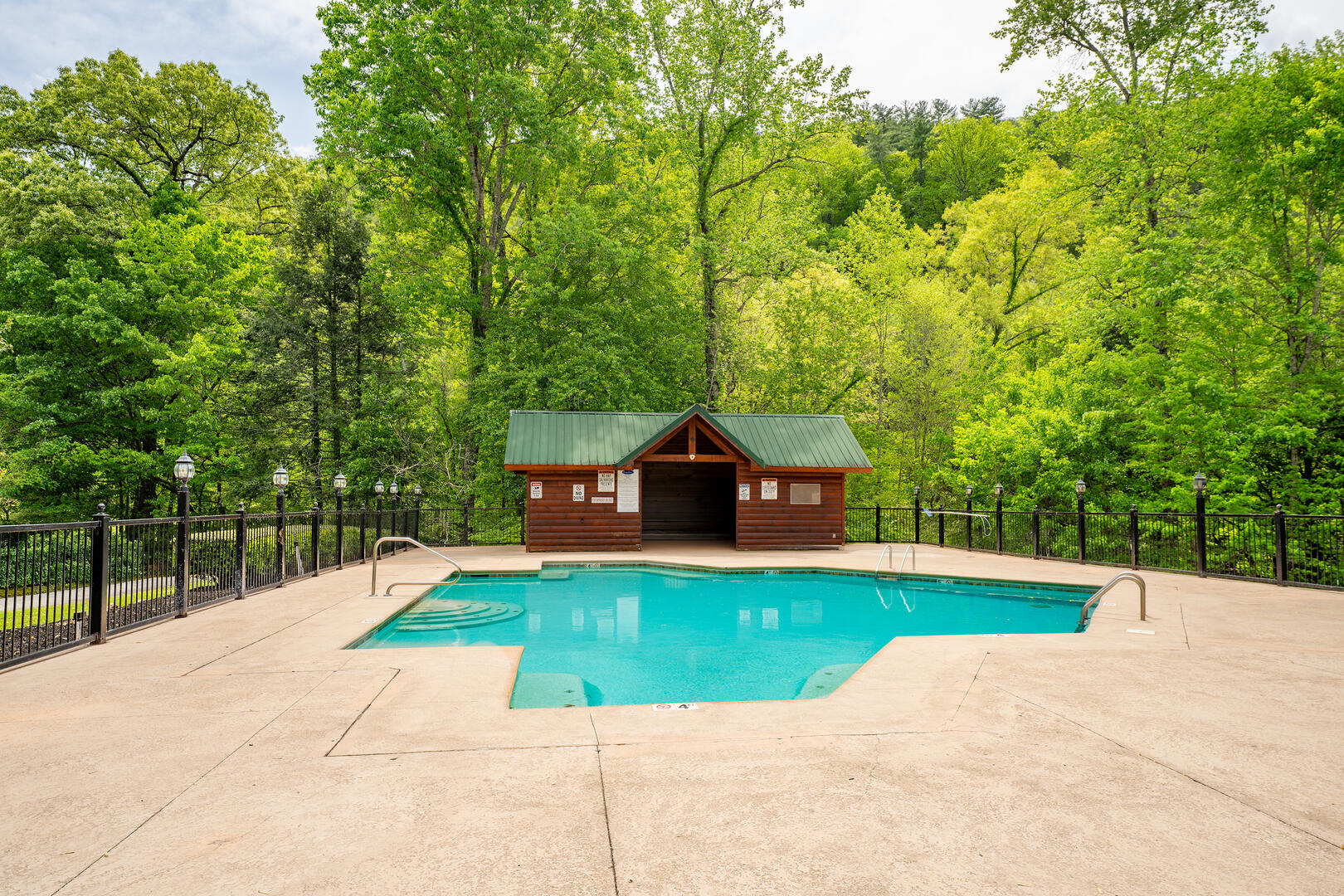 Smoky Bear Cabin | Photo 26