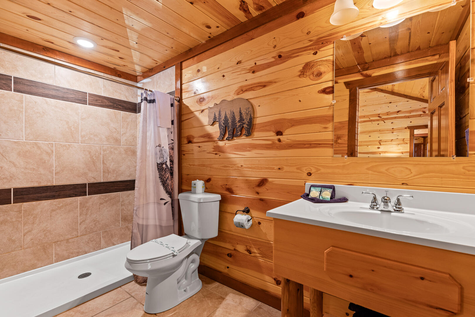 The Lodge at Whispering Waters | Photo 27