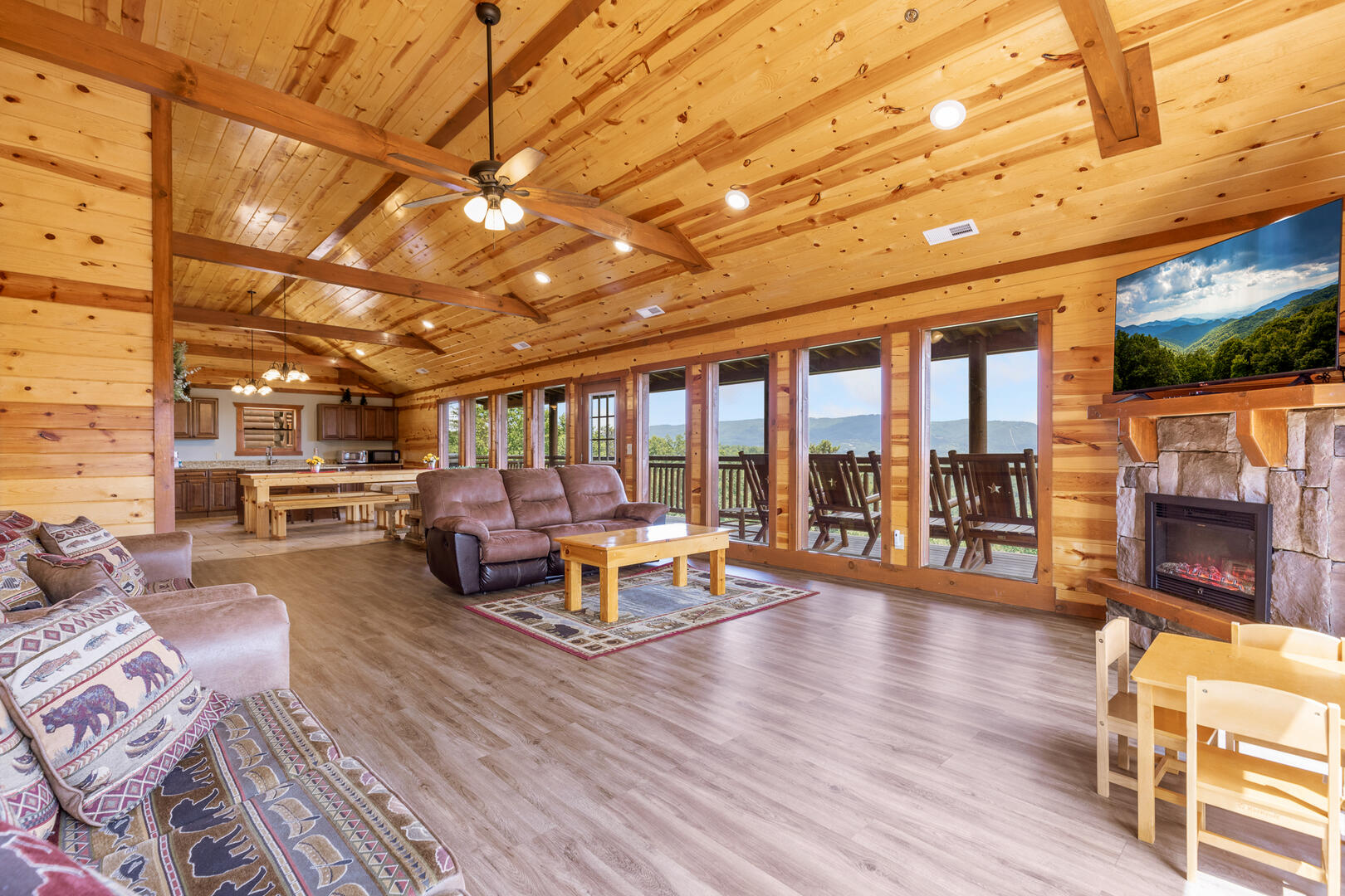 The Lodge at Whispering Waters | Photo 9