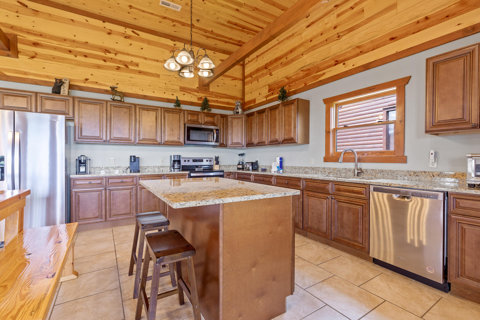 The Lodge at Whispering Waters | Photo 4