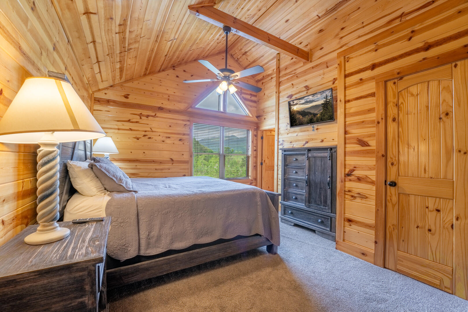 Chilling Bear Lodge | Photo 25