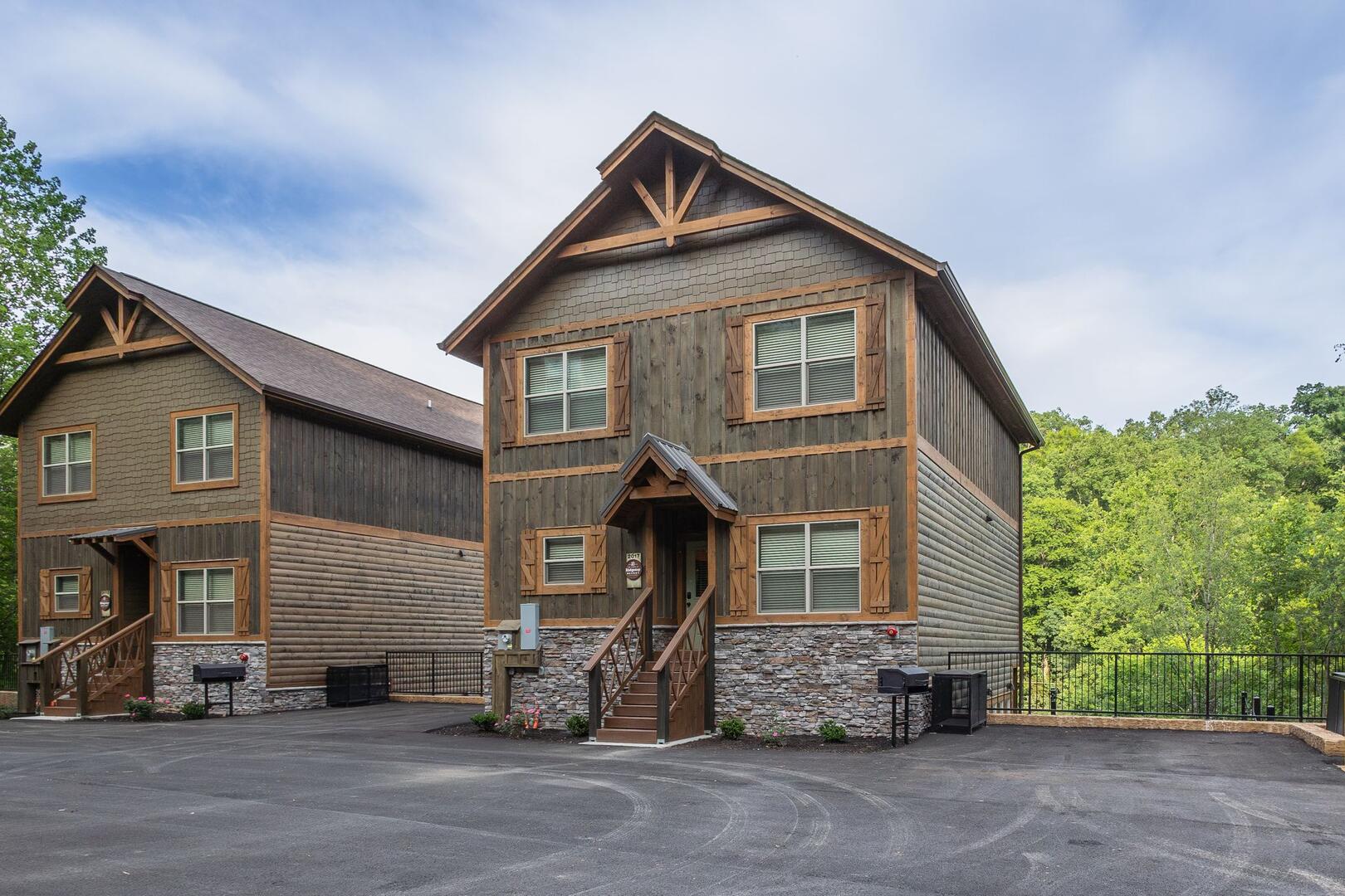 Friendly Bear Plunge | Photo 18