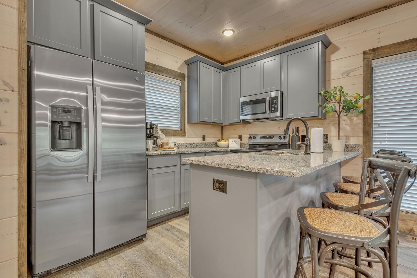 Friendly Bear Plunge | Photo 3