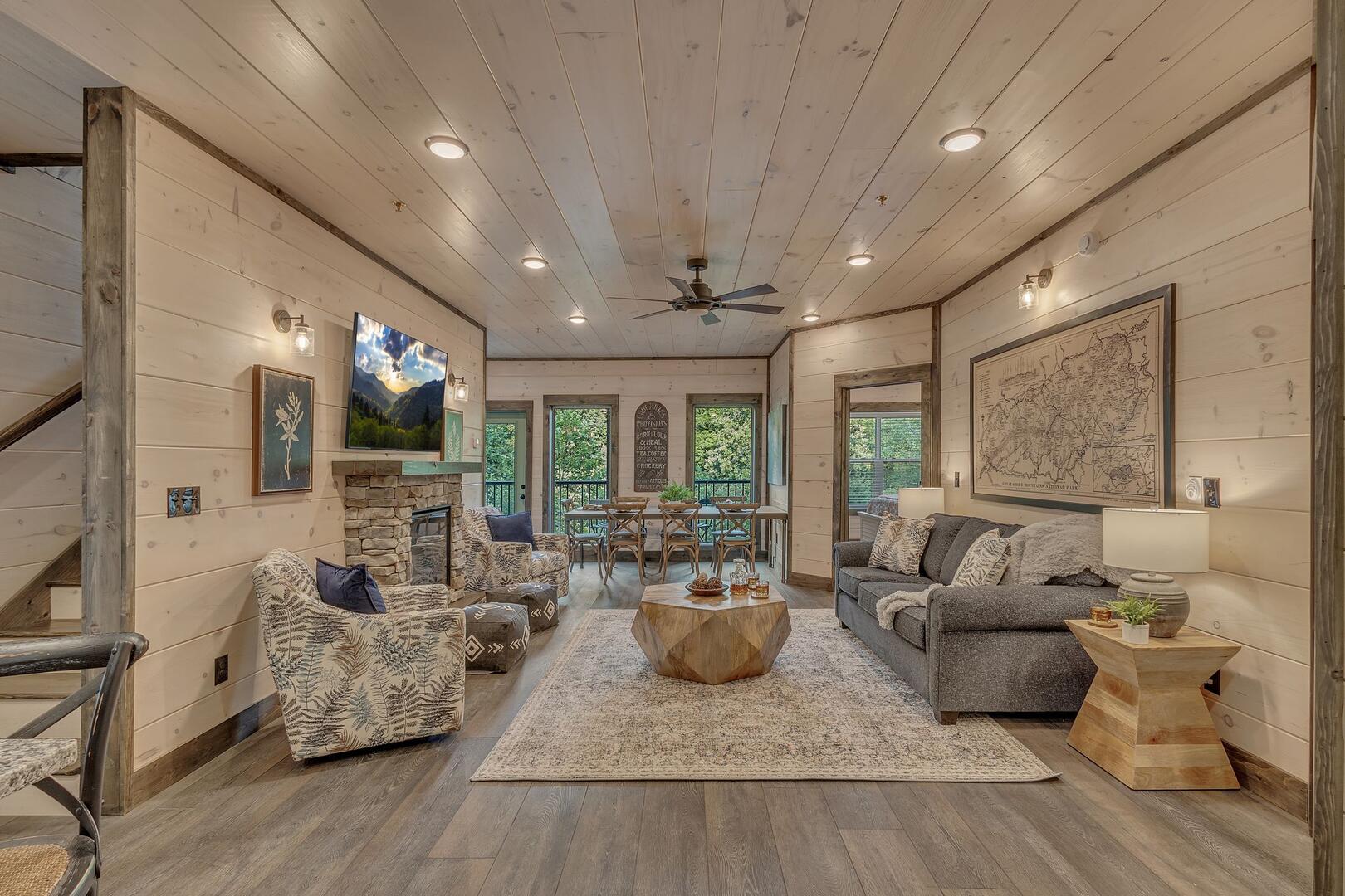 Friendly Bear Plunge | Photo 25