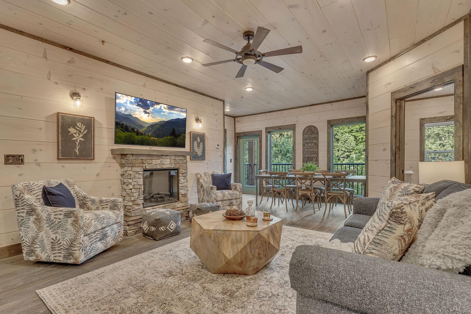 Friendly Bear Plunge | Photo 26