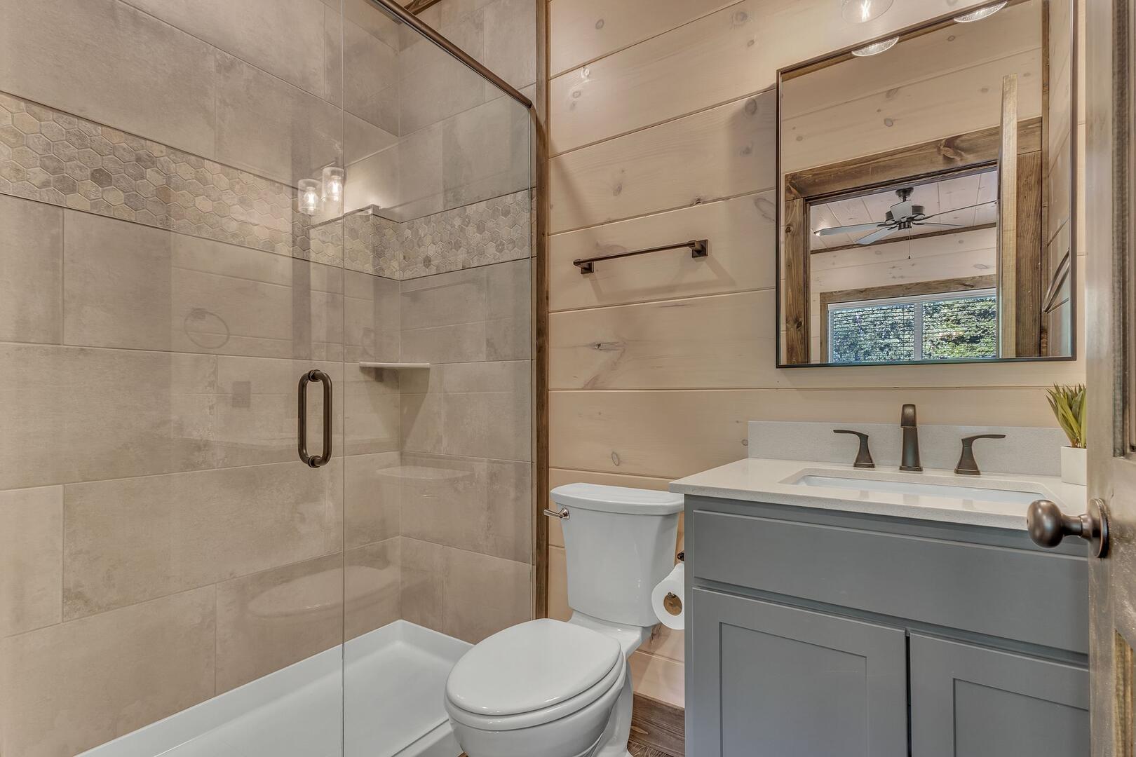 Friendly Bear Plunge | Photo 6